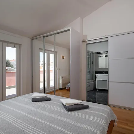 Solvita Apartment *
